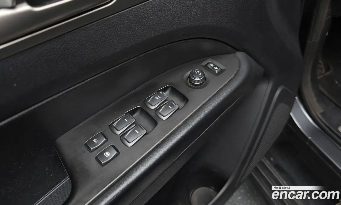 SsangYong Rexton 2018 2.2 автомат (гидро), фото 15