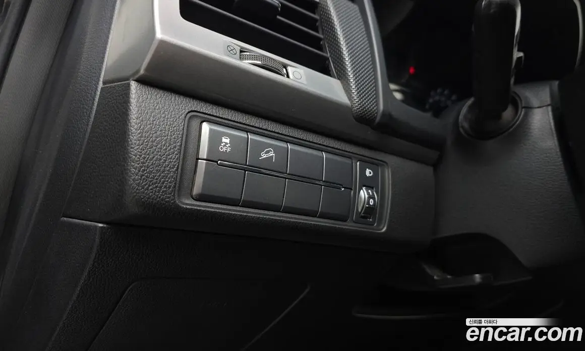 SsangYong Rexton 2018 2.2 автомат (гидро), фото 17