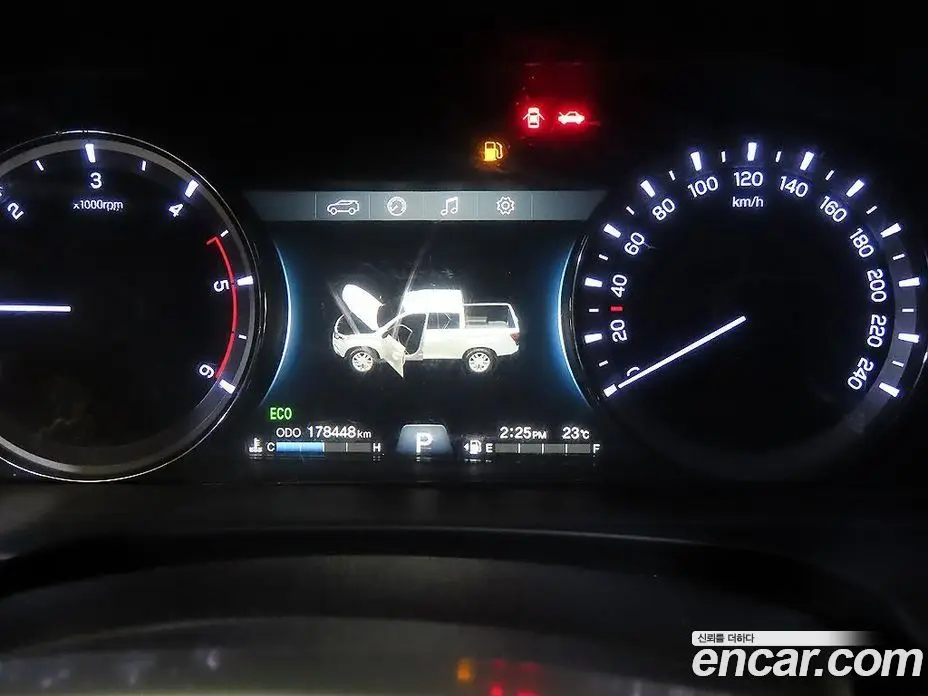 SsangYong Rexton 2019 2.2 автомат (гидро), фото 9