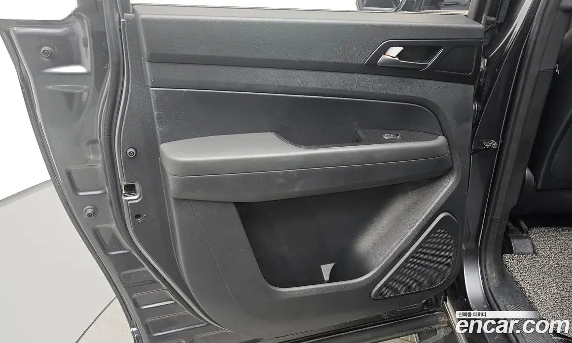 SsangYong Rexton 2020 2.2 автомат (гидро), фото 14