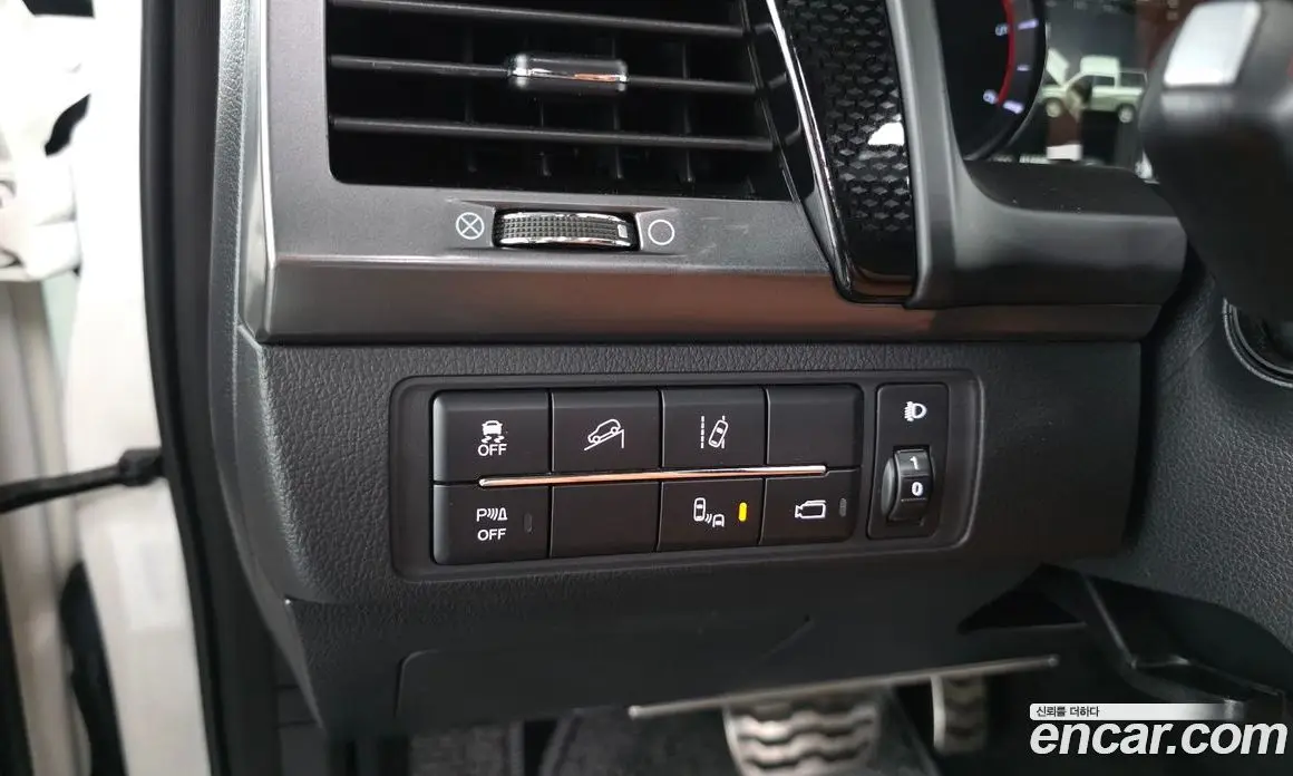 SsangYong Rexton 2021 2.2 автомат (гидро), фото 16