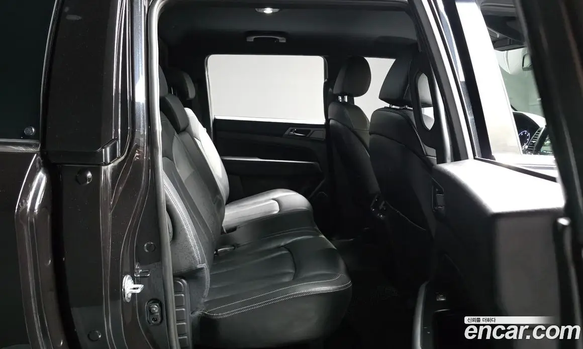 SsangYong Rexton 2022 2.2 автомат (гидро), фото 17