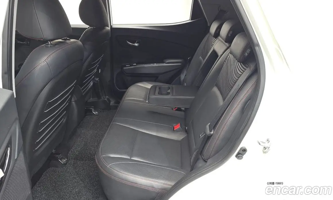 SsangYong TIBOLI 2018 1.6 автомат (гидро), фото 17