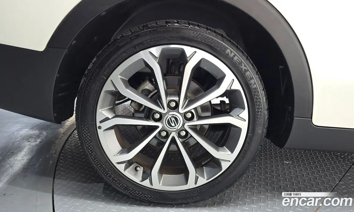 SsangYong TIBOLI 2018 1.6 автомат (гидро), фото 5
