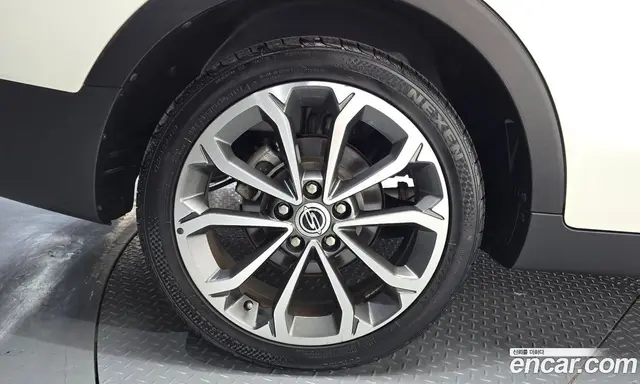 SsangYong TIBOLI 2018 1.6 автомат (гидро), миниатюра 5