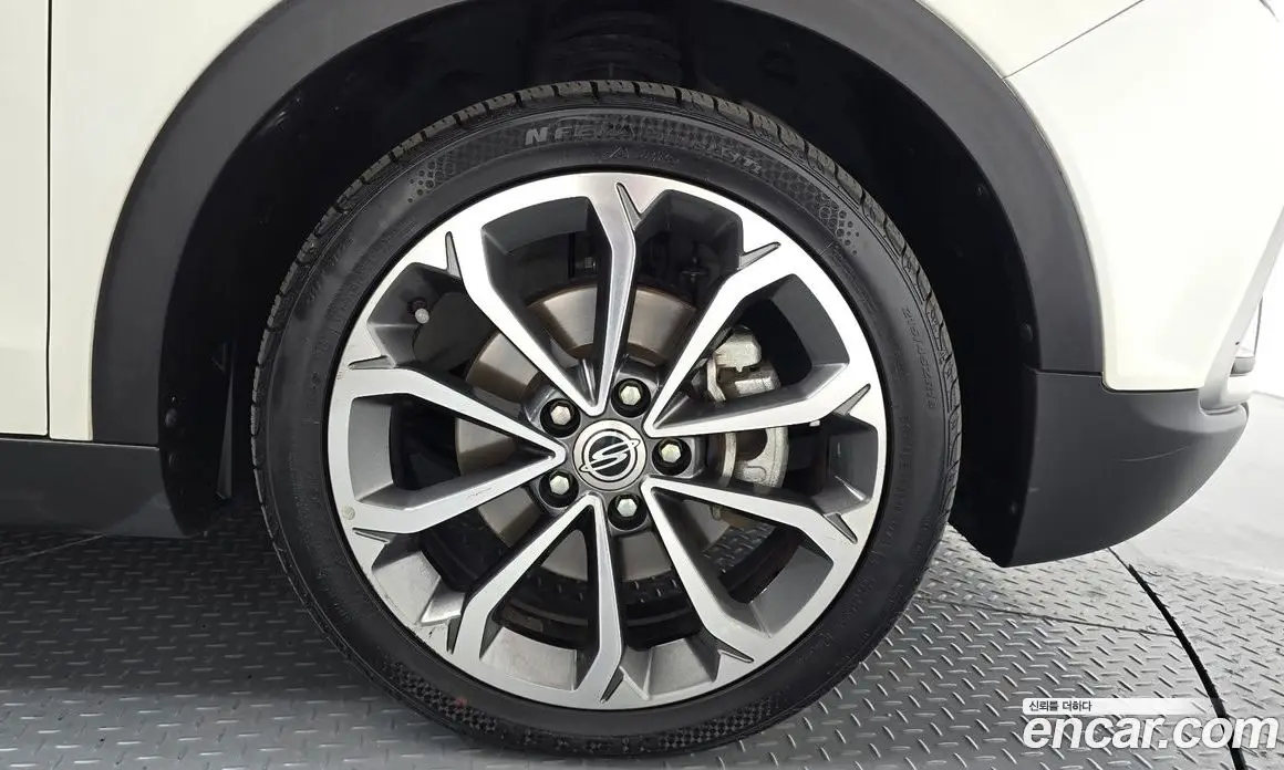 SsangYong TIBOLI 2018 1.6 автомат (гидро), фото 7