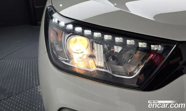 SsangYong TIBOLI 2018 1.6 автомат (гидро), миниатюра 8