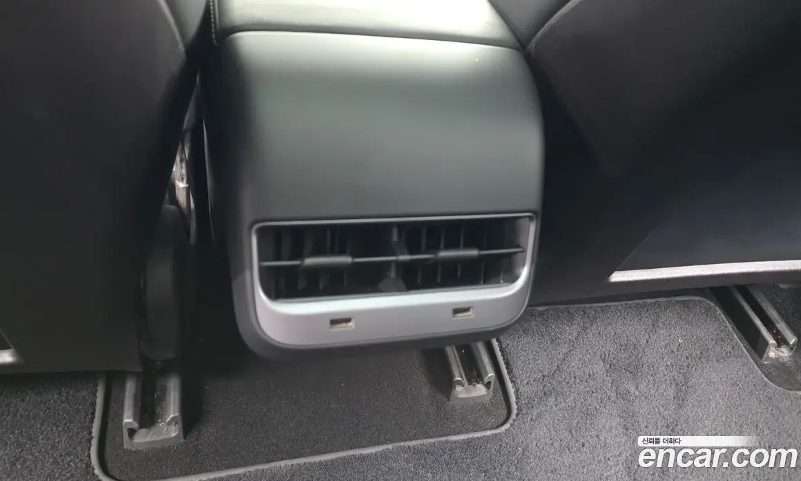 Tesla Model 3 2020 0.2 автомат (гидро), фото 30 Tesla Model 3 2020 0.2 автомат (гидро), фото 30
