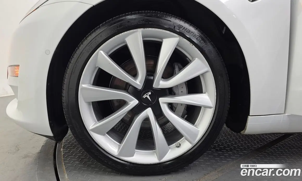 Tesla Model 3 2020 0.2 автомат (гидро), фото 4 Tesla Model 3 2020 0.2 автомат (гидро), фото 4