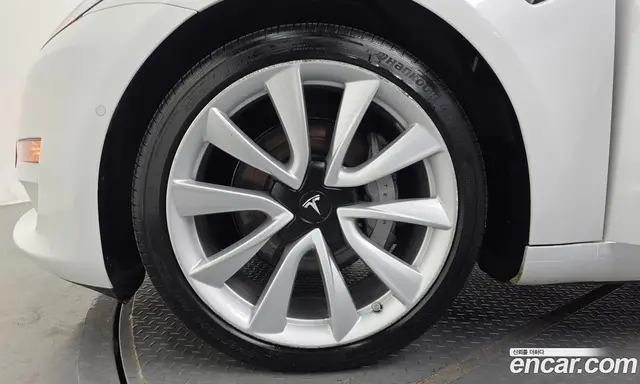 Tesla Model 3 2020 0.2 автомат (гидро), миниатюра 4 Tesla Model 3 2020 0.2 автомат (гидро), миниатюра 4