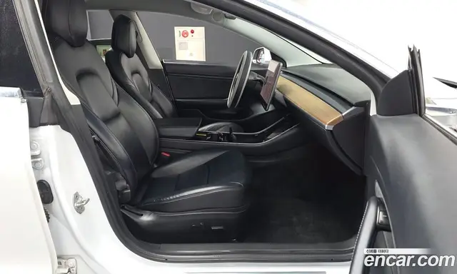 Tesla Model 3 2020 0.2 автомат (гидро), миниатюра 11 Tesla Model 3 2020 0.2 автомат (гидро), миниатюра 11