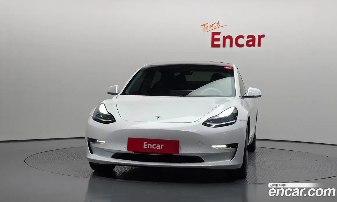 Tesla Model 3 2020 0.2 автомат (гидро), фото 3 Tesla Model 3 2020 0.2 автомат (гидро), фото 3