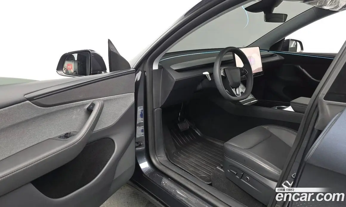 Tesla Model Y 2025 0.2 автомат (гидро), фото 12 Tesla Model Y 2025 0.2 автомат (гидро), фото 12