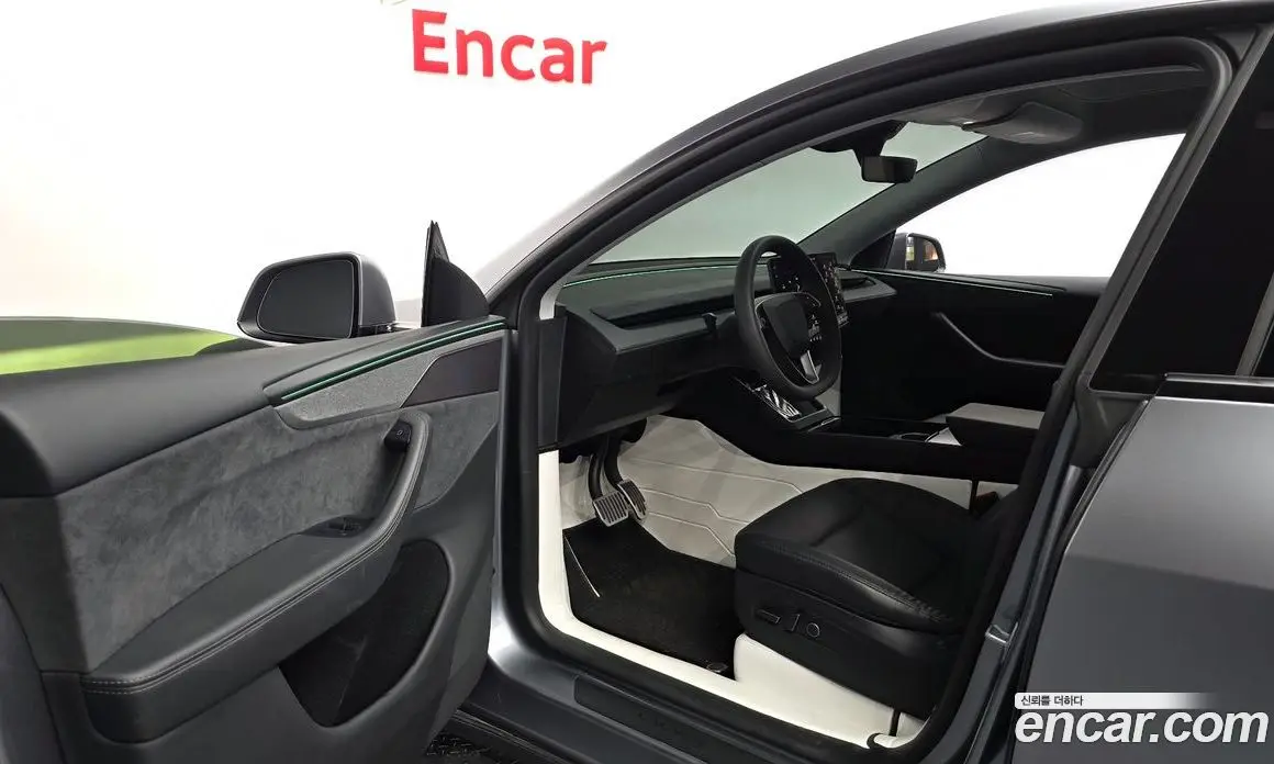 Tesla Model Y 2025 0.2 автомат (гидро), фото 13