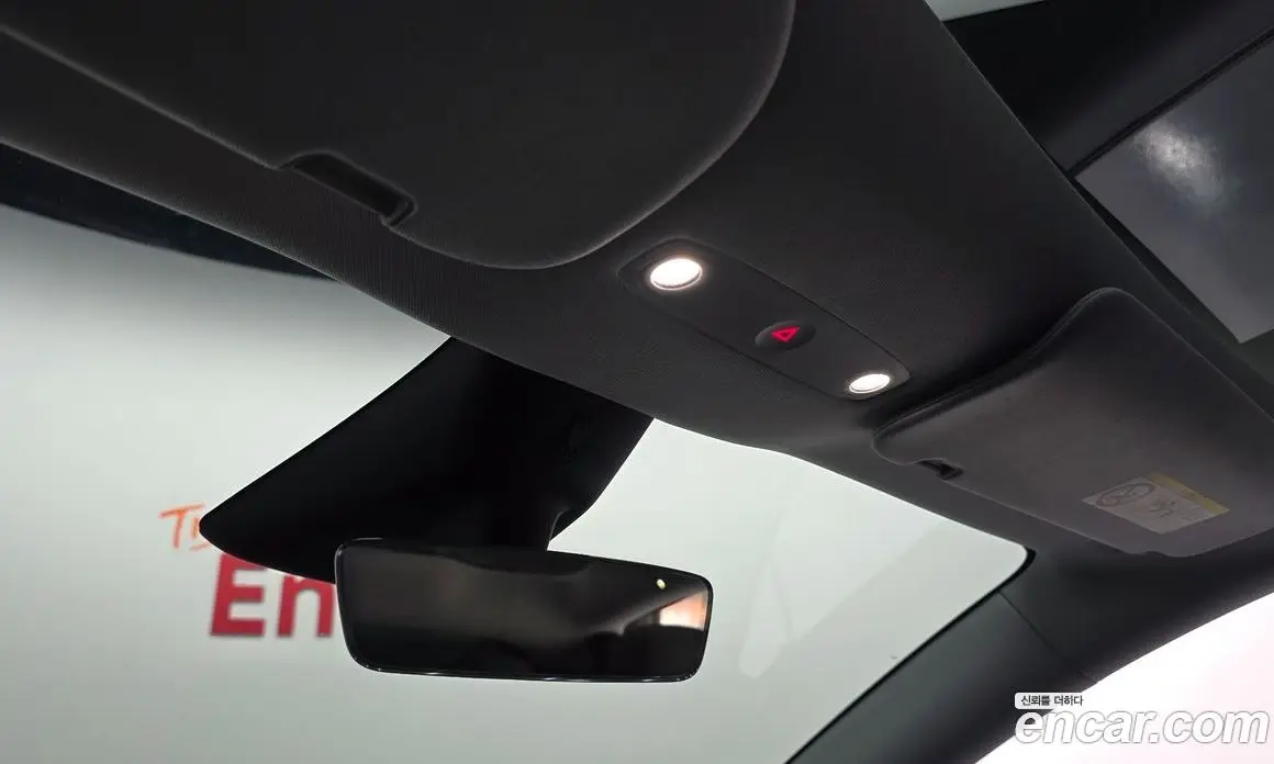 Tesla Model Y 2025 0.2 автомат (гидро), фото 23