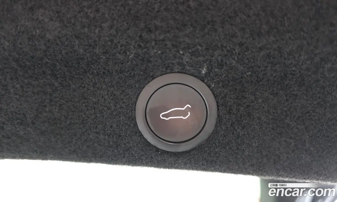 Tesla Model Y 2025 0.2 автомат (гидро), фото 27