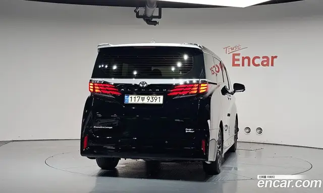 Toyota Alphard 2023 2.5 автомат (гидро), миниатюра 4 Toyota Alphard 2023 2.5 автомат (гидро), миниатюра 4