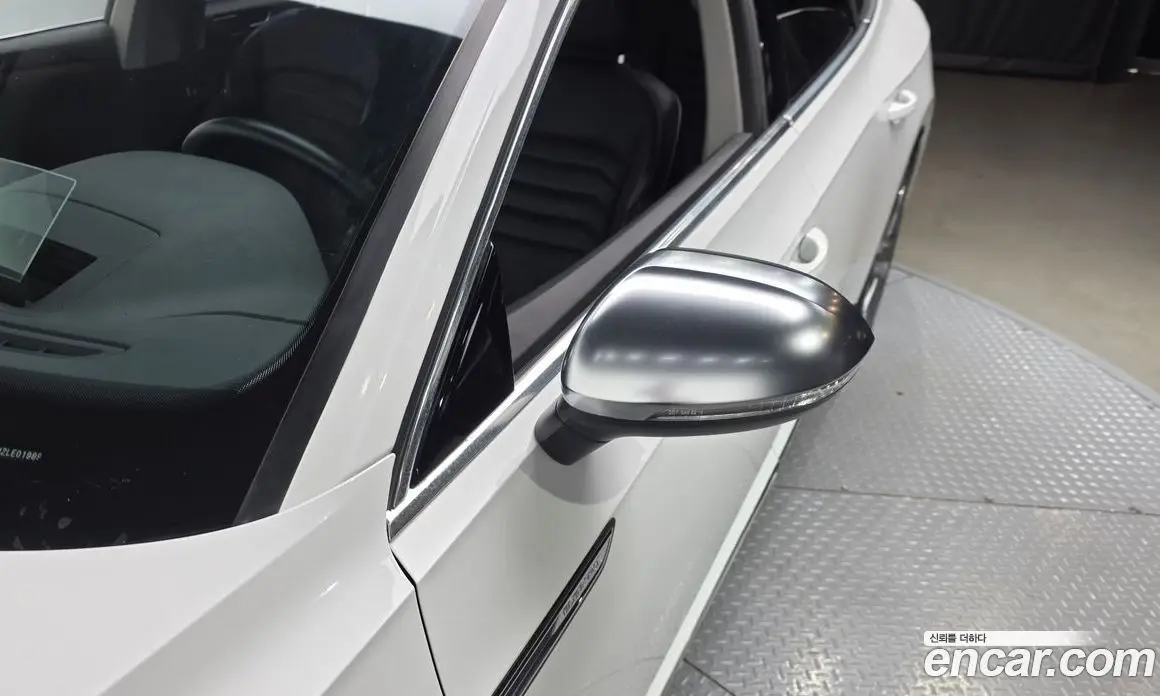 Volkswagen Arteon 2020 2.0 автомат (гидро), фото 40