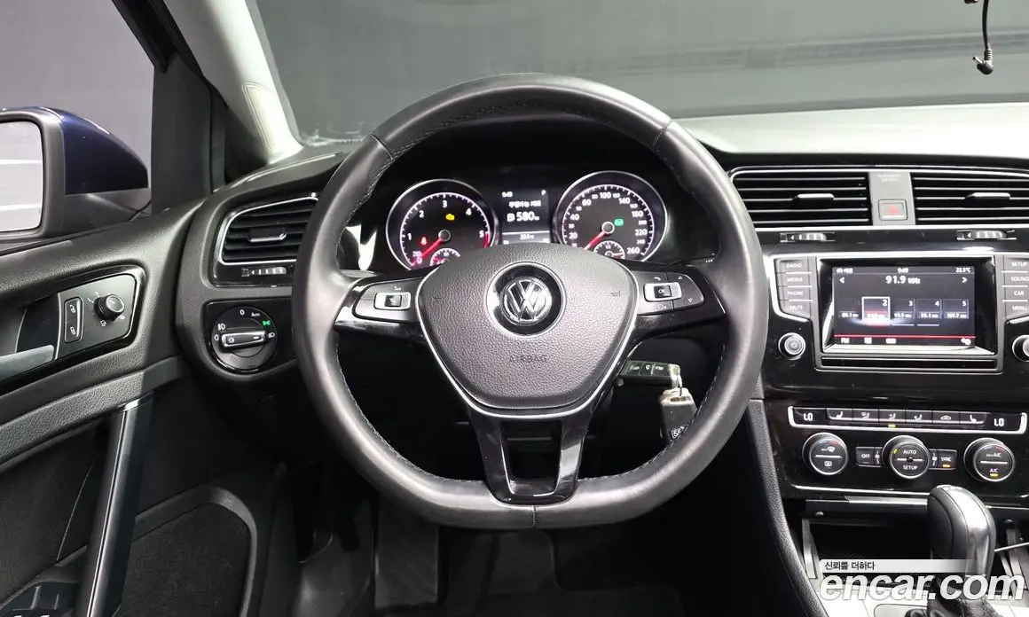Volkswagen Golf 2014 2.0 автомат (гидро), фото 12