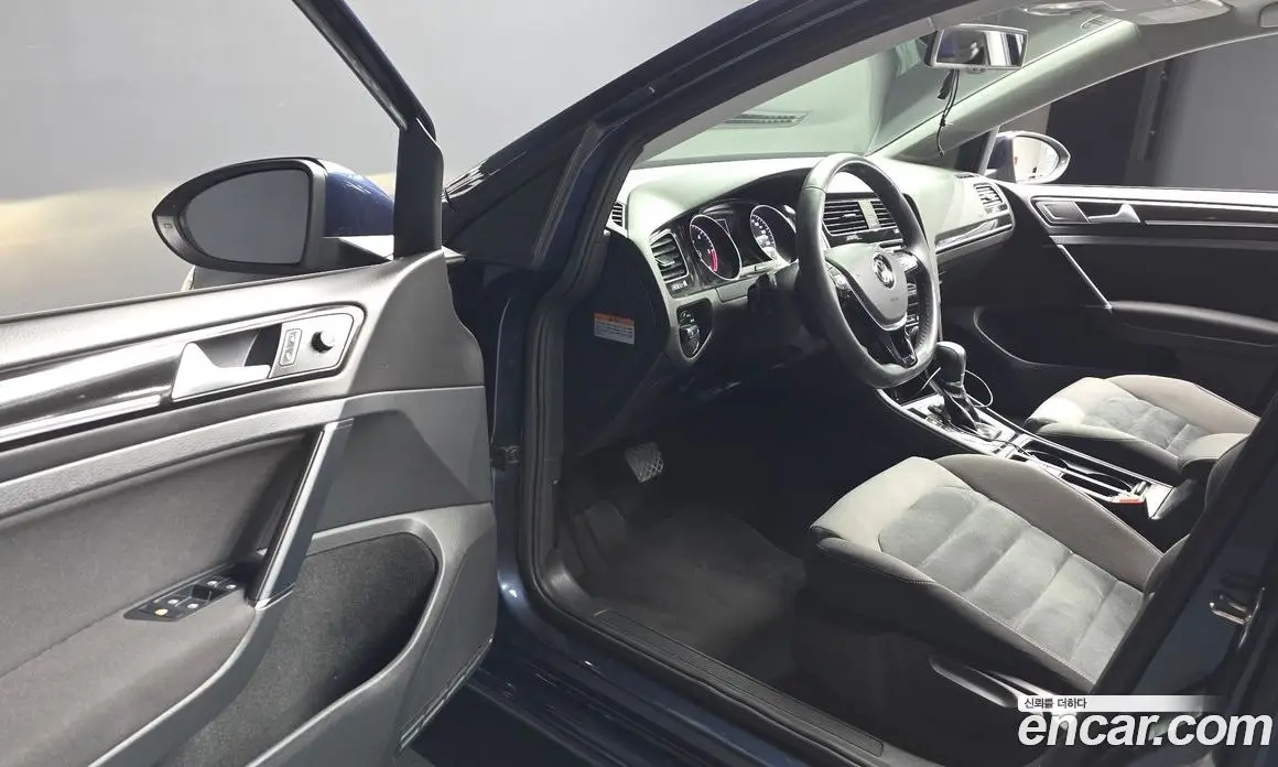 Volkswagen Golf 2014 2.0 автомат (гидро), фото 10