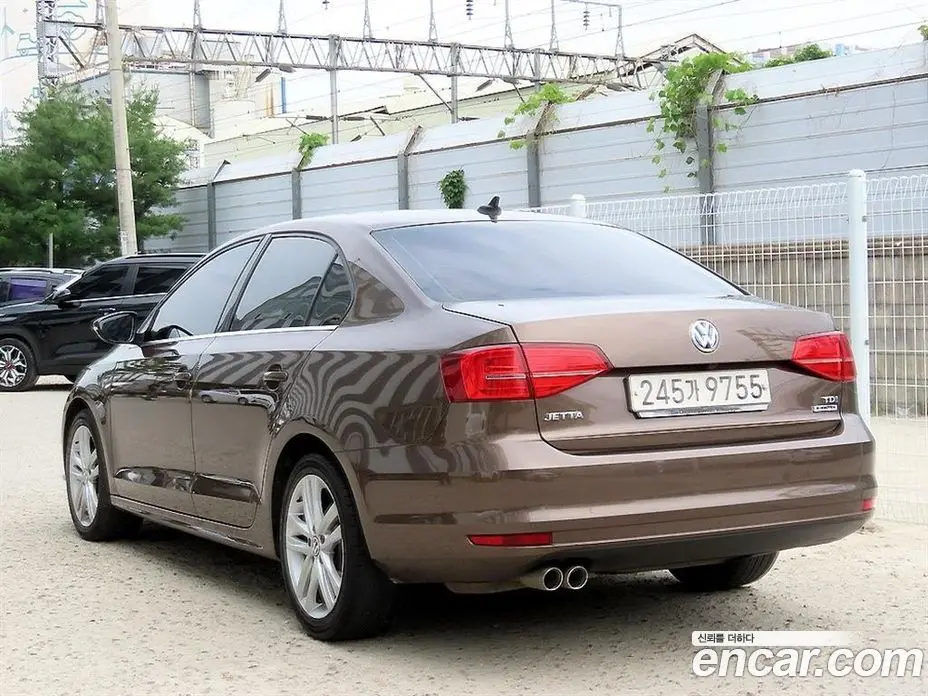 Volkswagen Jetta 2014 2.0 автомат (гидро), фото 3