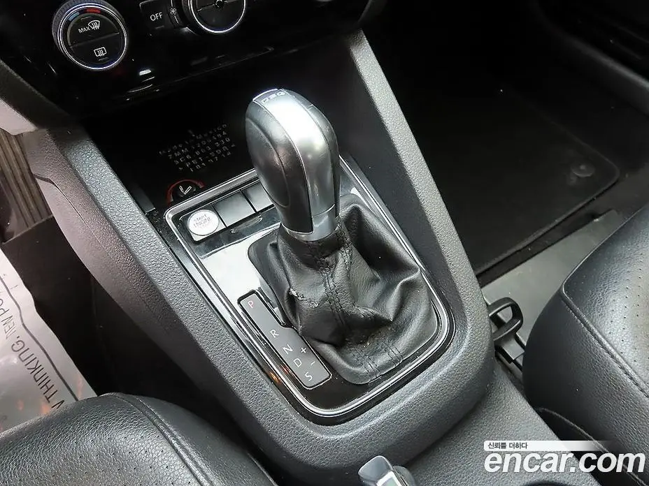Volkswagen Jetta 2014 2.0 автомат (гидро), фото 10
