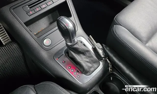 Volkswagen Tiguan 2015 2.0 автомат (гидро), миниатюра 9