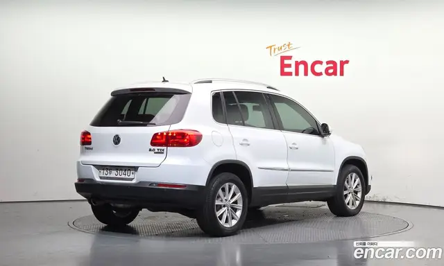 Volkswagen Tiguan 2016 2.0 автомат (гидро), миниатюра 2