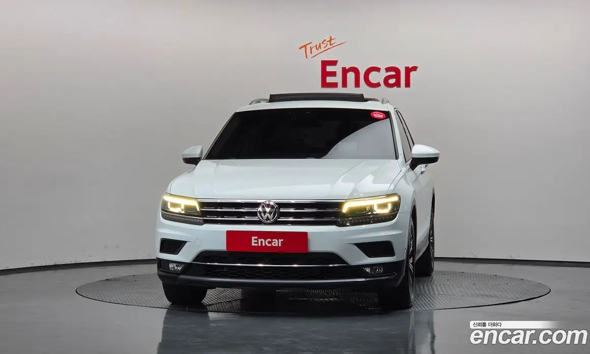 Volkswagen Tiguan 2018 2.0 автомат (гидро), фото 3
