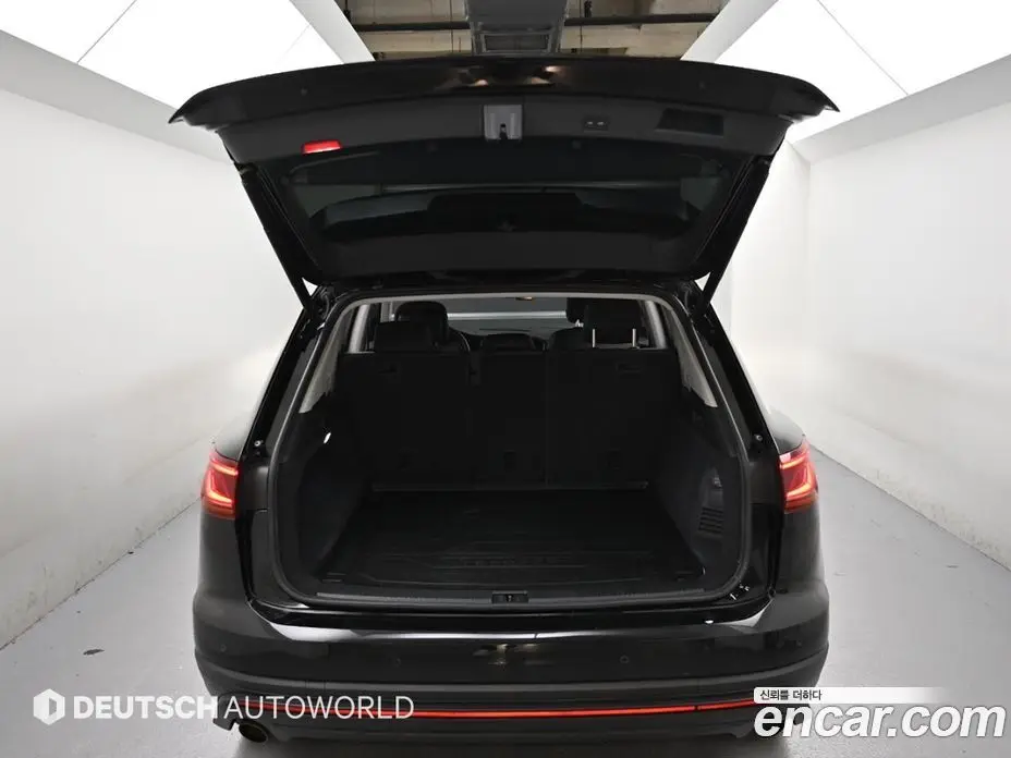 Volkswagen Touareg 2023 3.0 автомат (гидро), фото 19