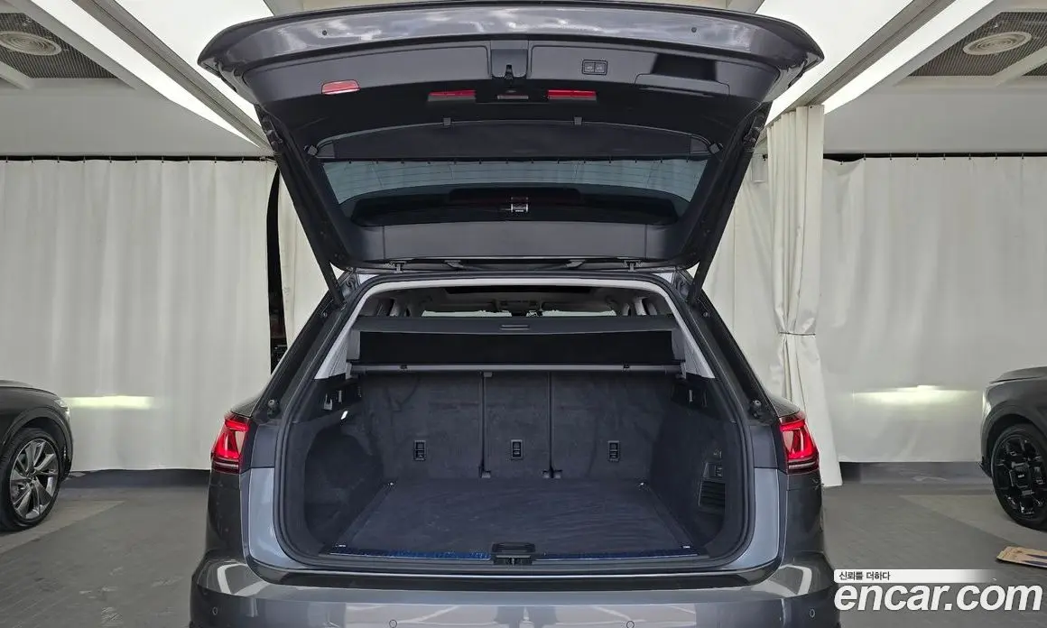 Volkswagen Touareg 2024 3.0 автомат (гидро), фото 26