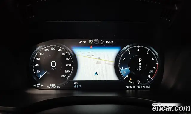 Volvo XC60 2019 2.0 автомат (гидро), миниатюра 11