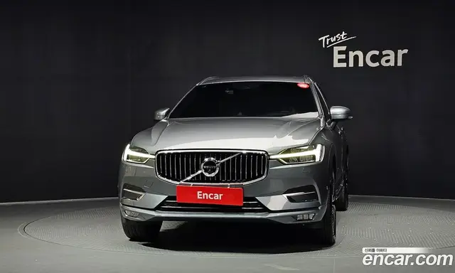 Volvo XC60 2019 2.0 автомат (гидро), миниатюра 3