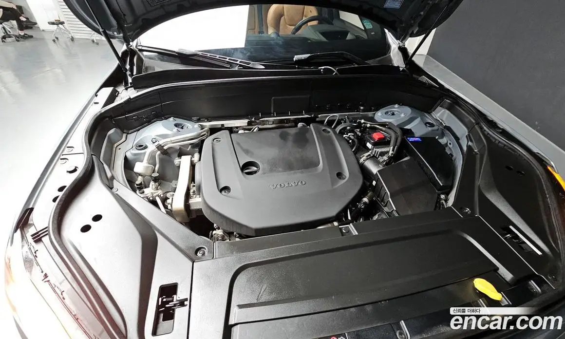 Volvo XC90 2021 2.0 автомат (гидро), фото 6