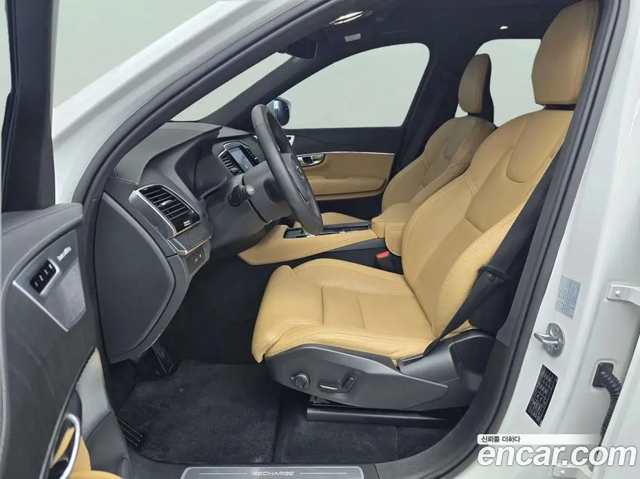 Volvo XC90 2022 2.0 автомат (гидро), фото 11