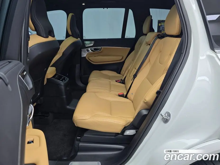 Volvo XC90 2022 2.0 автомат (гидро), фото 13