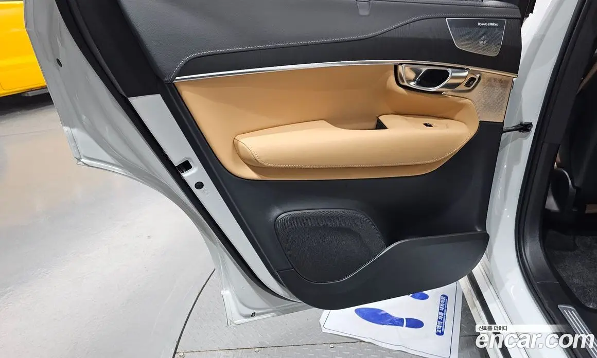 Volvo XC90 2024 2.0 автомат (гидро), фото 14