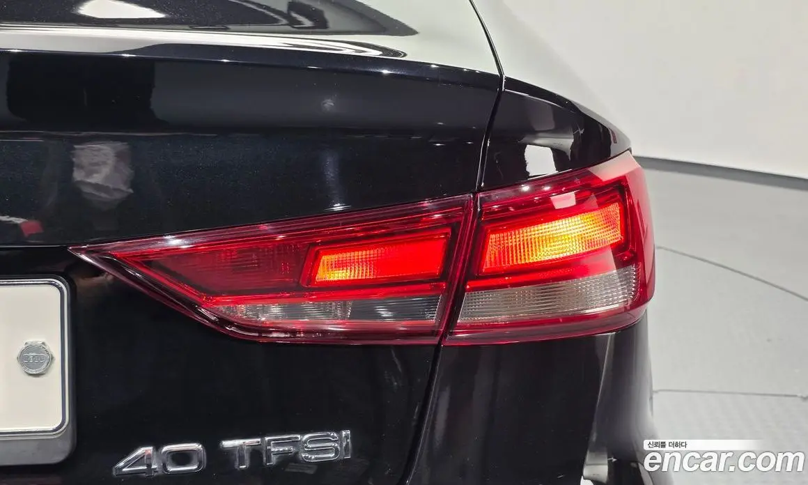Audi A3 2018 2.0 автомат (гидро), фото 8