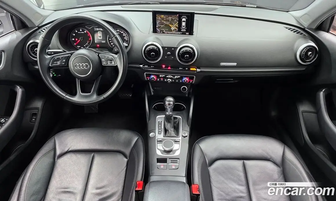 Audi A3 2018 2.0 автомат (гидро), фото 9