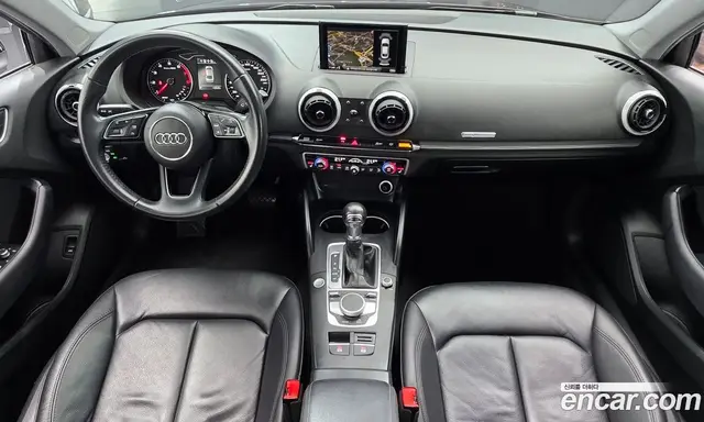 Audi A3 2018 2.0 автомат (гидро), миниатюра 9