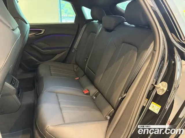 Audi A5 2025 2.0 автомат (гидро), миниатюра 11