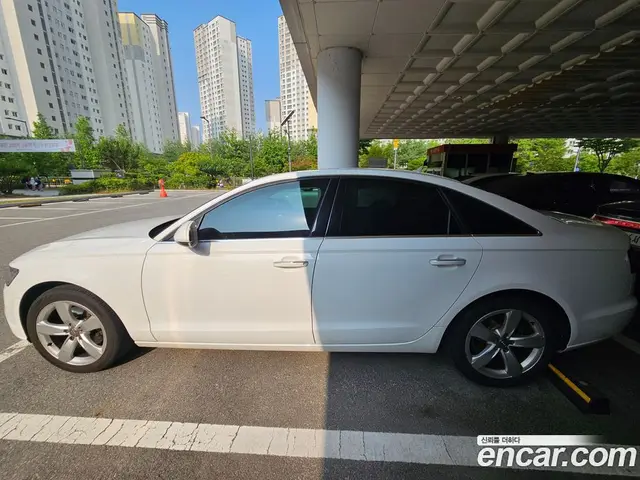 Audi A6 2014 2.0 автомат (вариатор), миниатюра 7