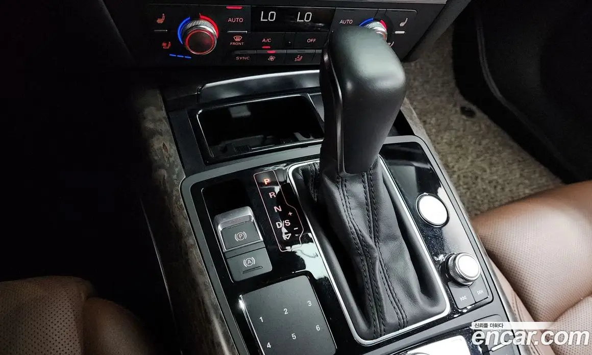Audi A6 2018 2.0 автомат (гидро), фото 12