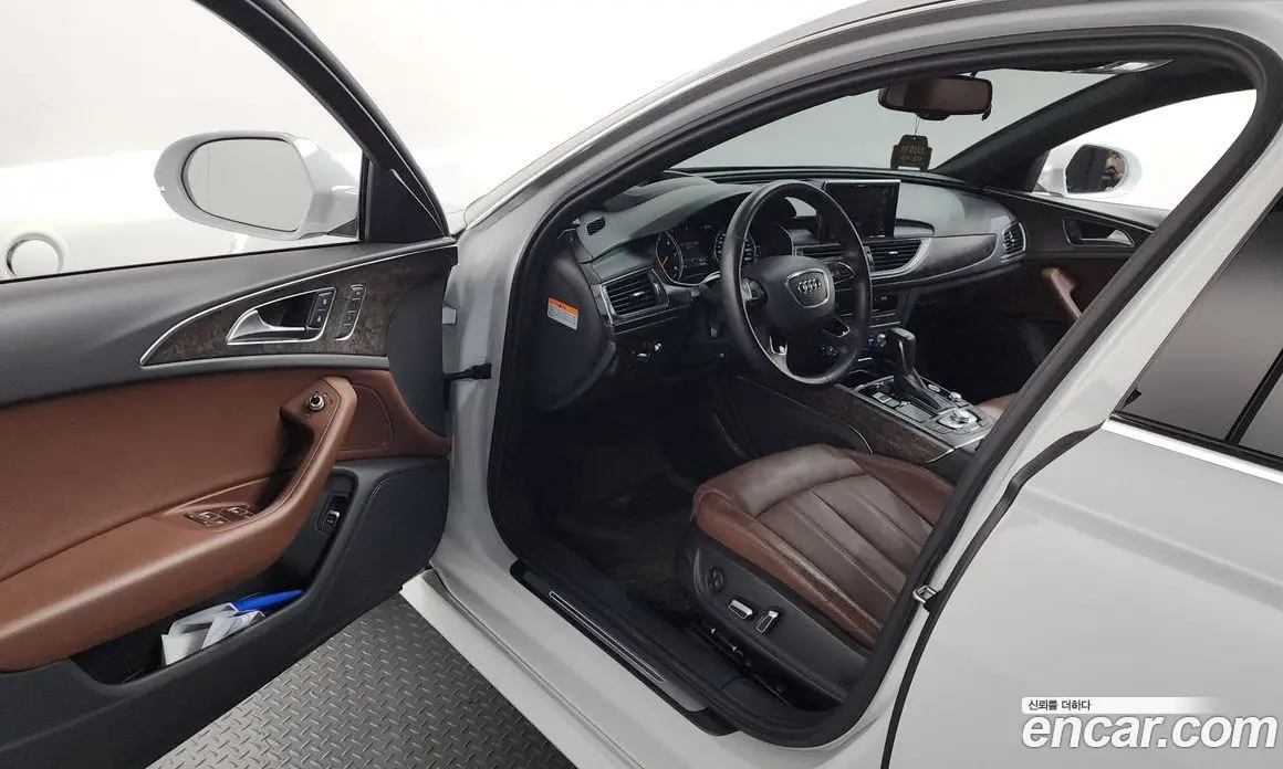Audi A6 2018 2.0 автомат (гидро), фото 13