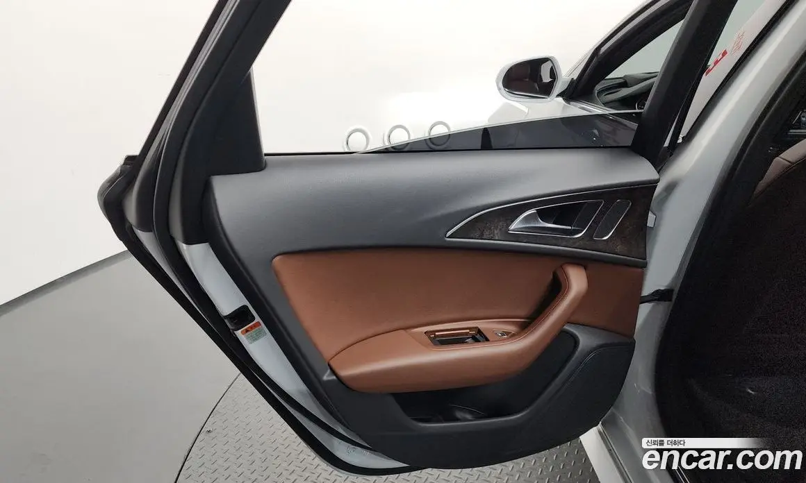 Audi A6 2018 2.0 автомат (гидро), фото 15