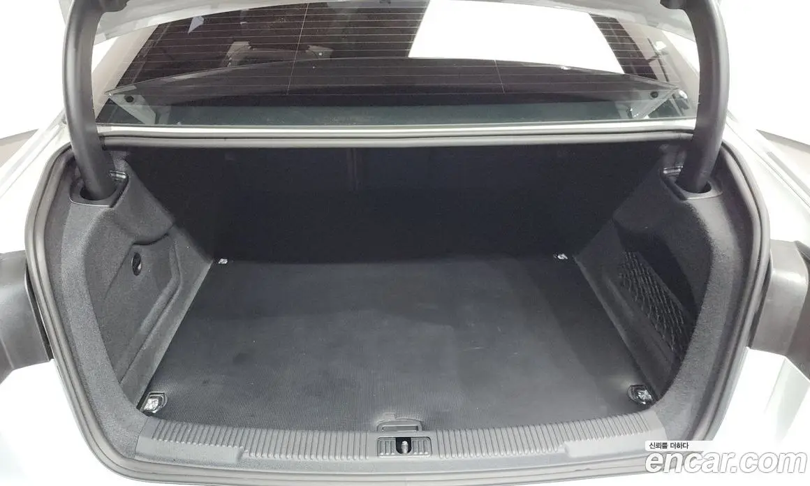 Audi A6 2018 2.0 автомат (гидро), фото 25