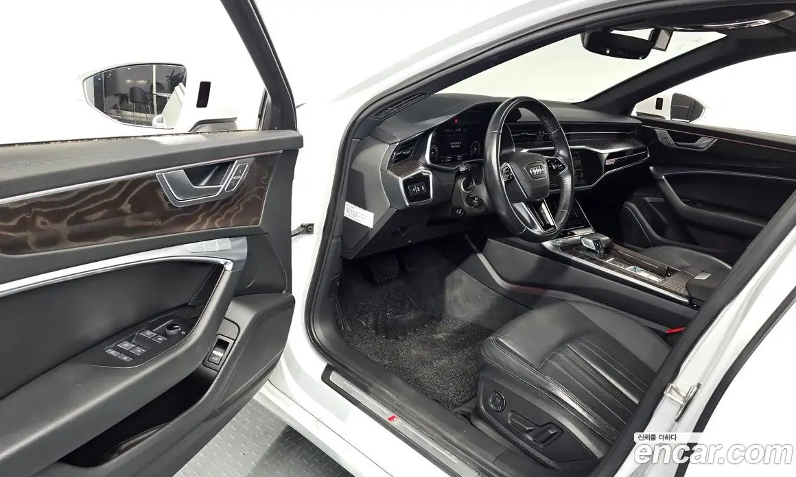 Audi A6 2019 2.0 автомат (гидро), фото 10