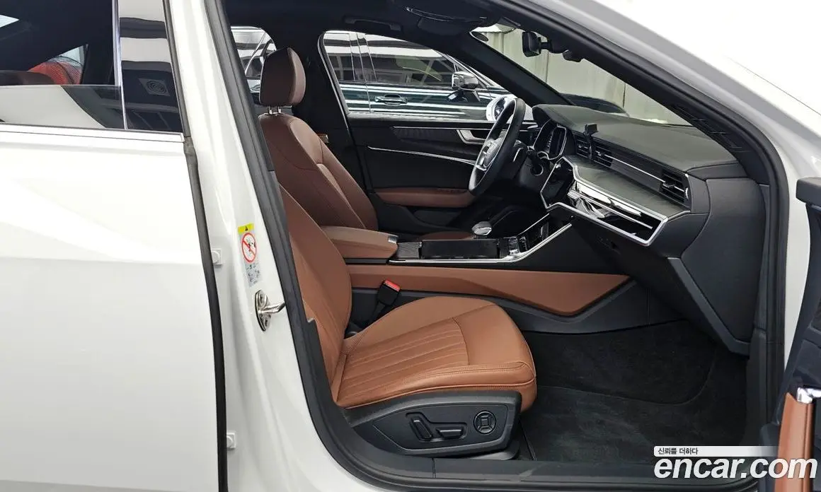 Audi A6 2022 2.0 автомат (гидро), фото 9