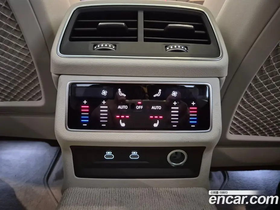 Audi A6 2024 2.0 автомат (гидро), фото 17