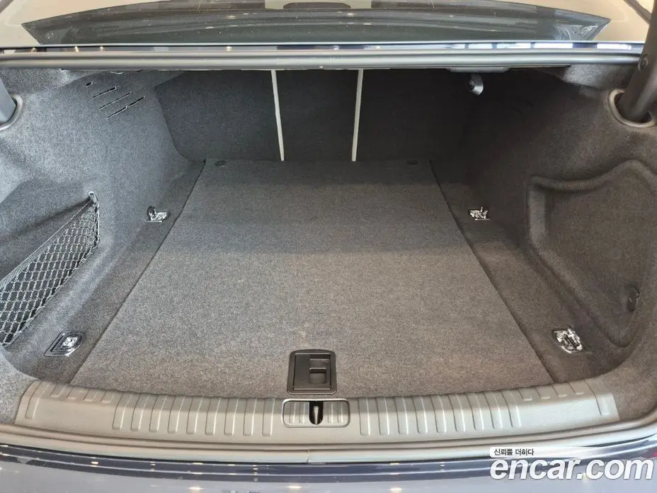 Audi A6 2024 2.0 автомат (гидро), фото 20